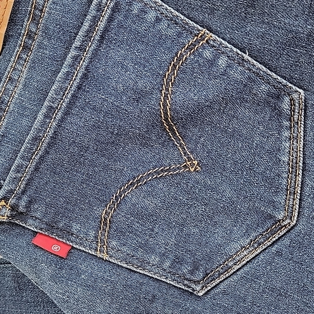 Levi's Ladies Jeans Size 27 - Picture 3 of 7